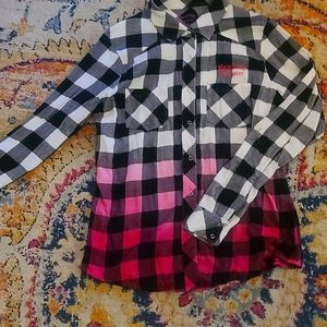 Beautiful Disaster 2 toned flannel top.